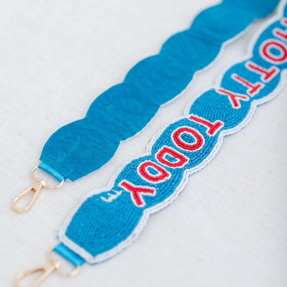 Ole Miss Fully Beaded Scalloped Purse Strap