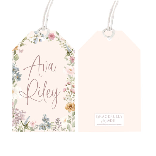 Personalized flower wreath gift tags